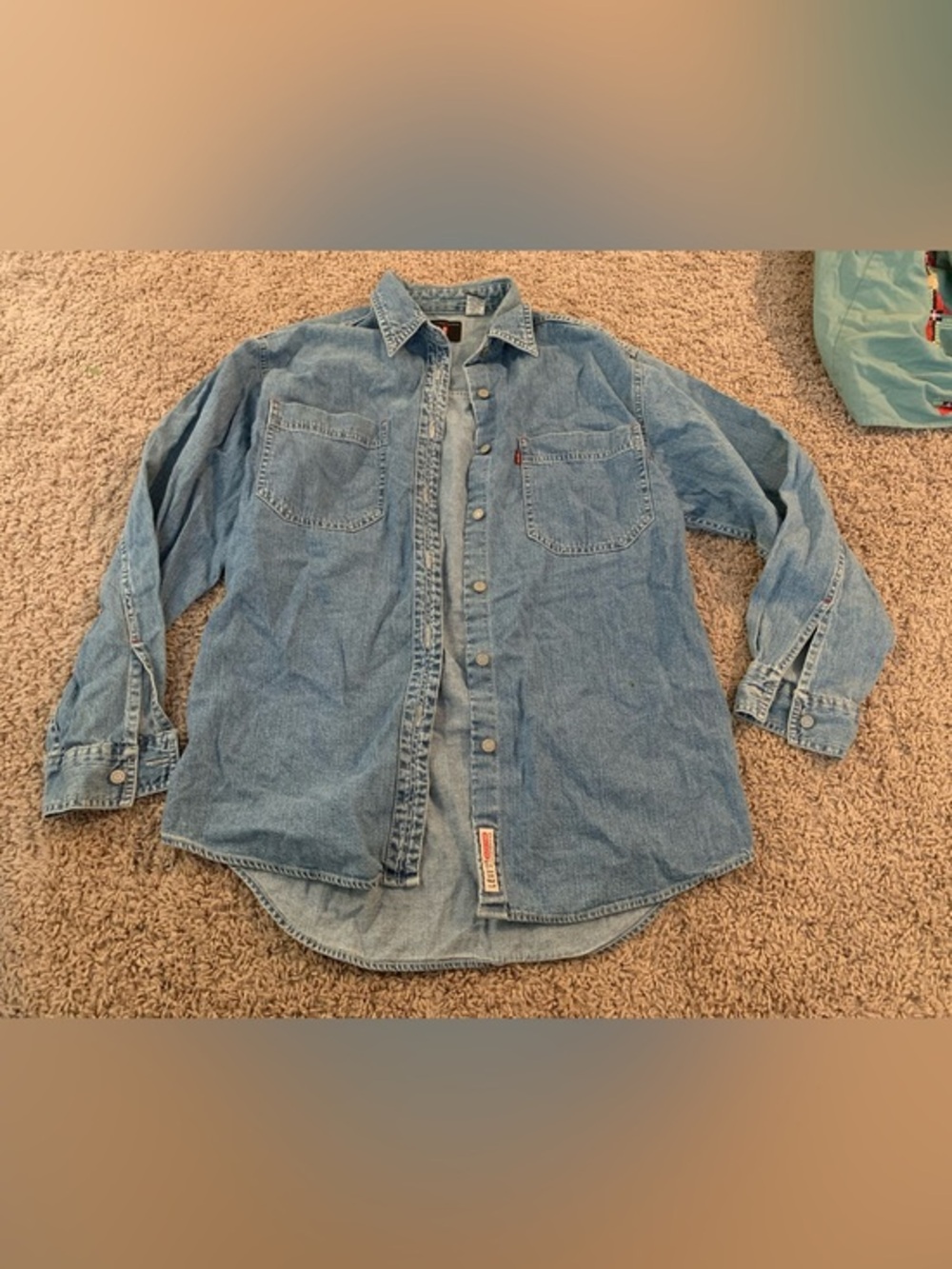 Vintage Levi's Light Blue Denim Button Shirt Small
